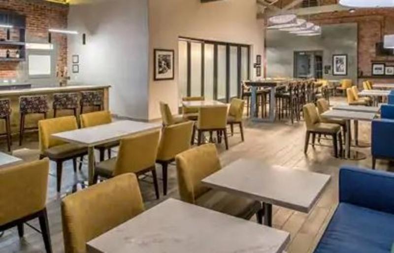 佩塔卢马汉普顿套房酒店 外观 照片